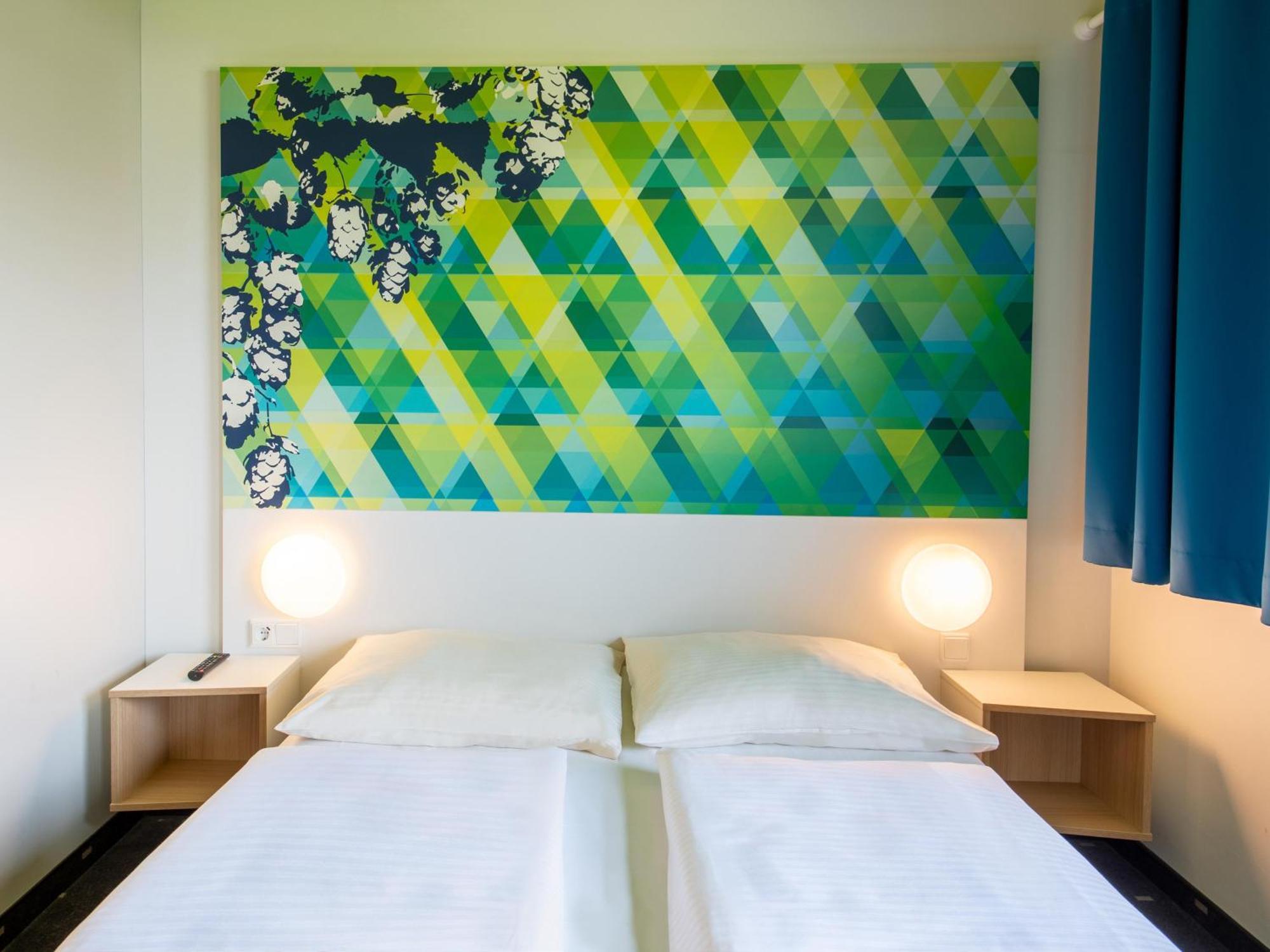 B&B Hotel Erlangen-Sued Eksteriør billede