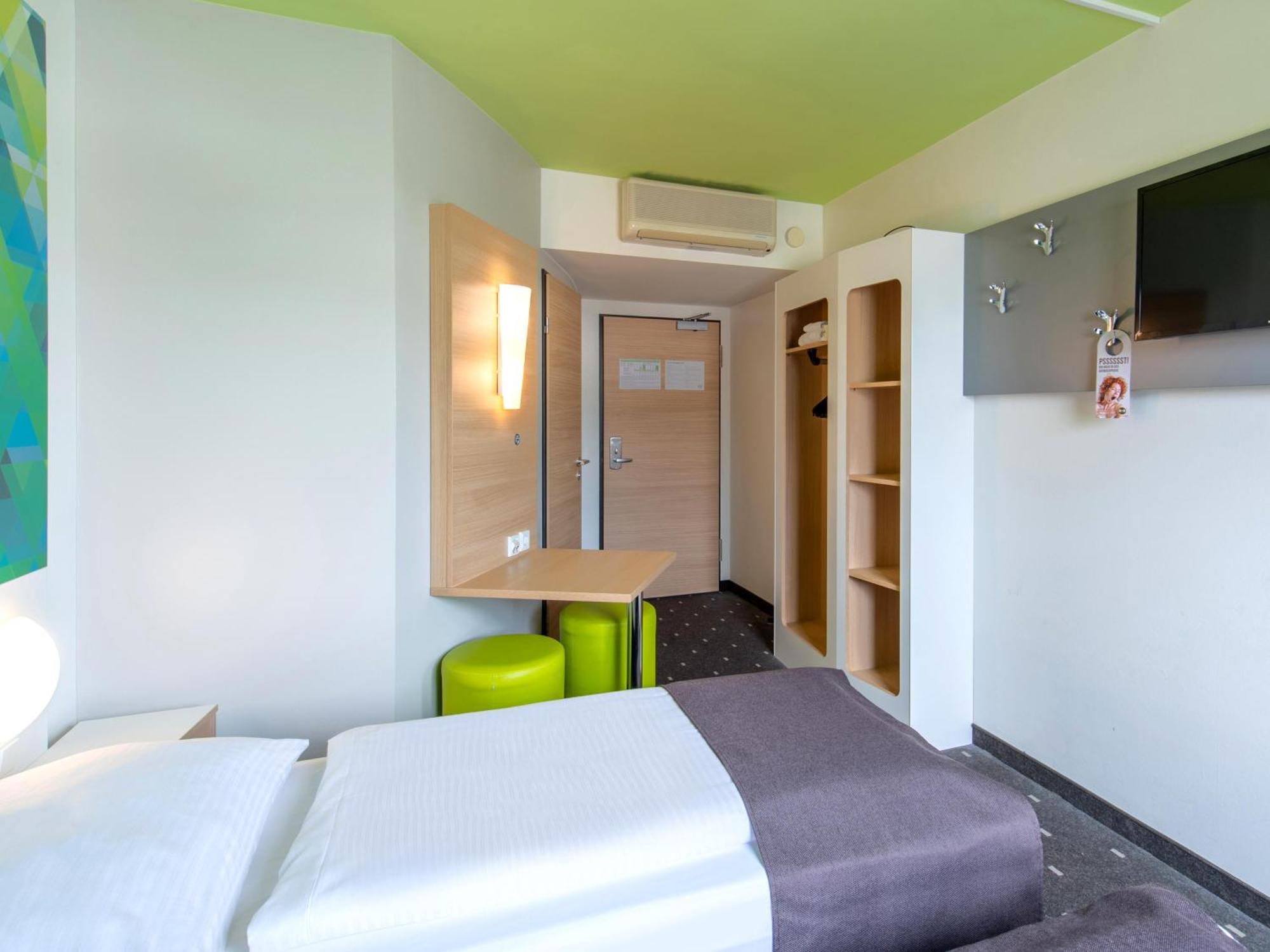 B&B Hotel Erlangen-Sued Eksteriør billede